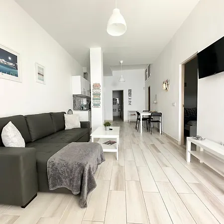Sol En El Centro Del Cotillo, 1 Minuto De La Playa, 2 Habitaciones, Terraza Y Wifi * El Cotillo (Fuerteventura)
